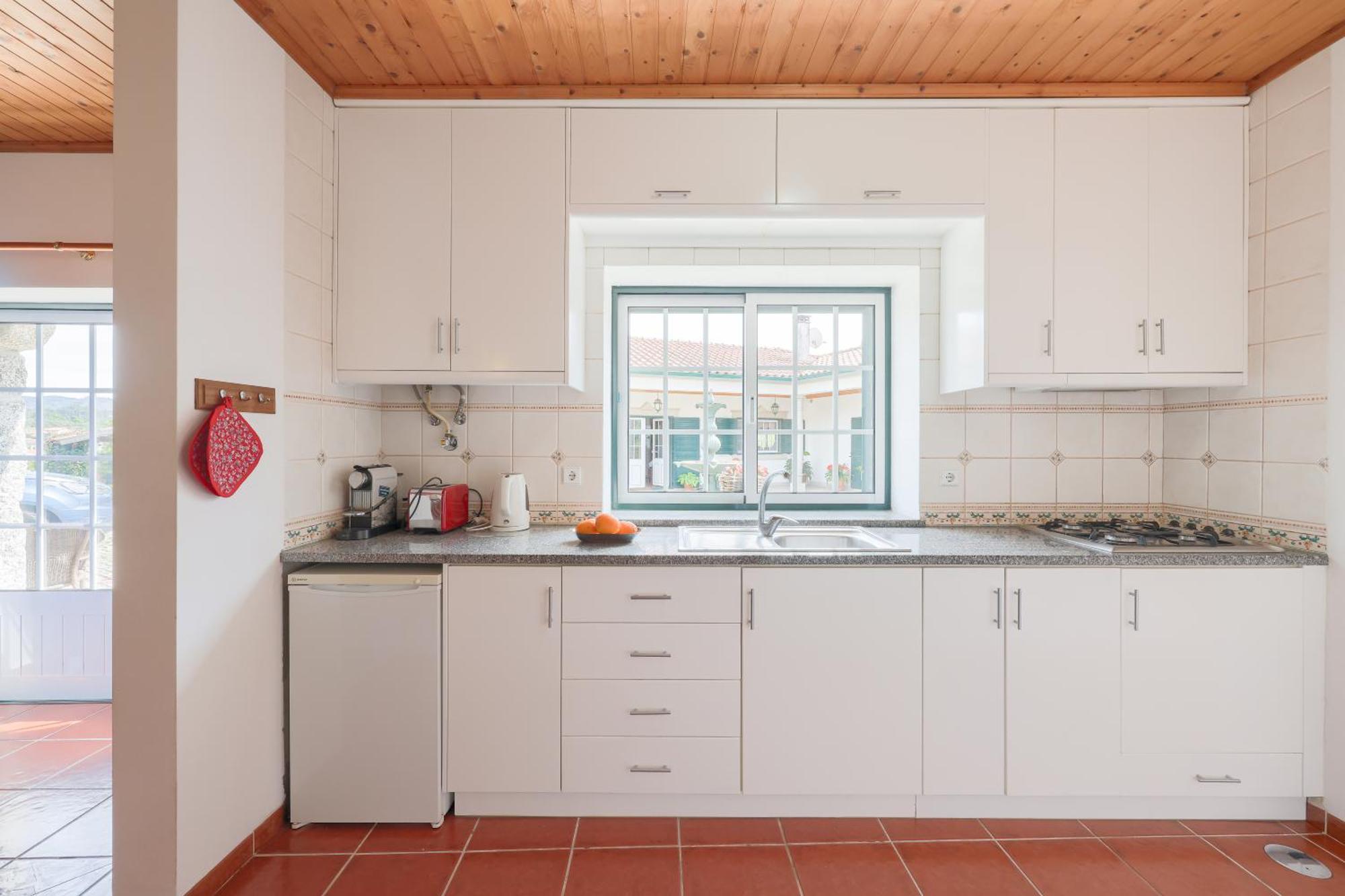 Charming Granite Cottage In Beautiful Surroundings Casal Diz Экстерьер фото